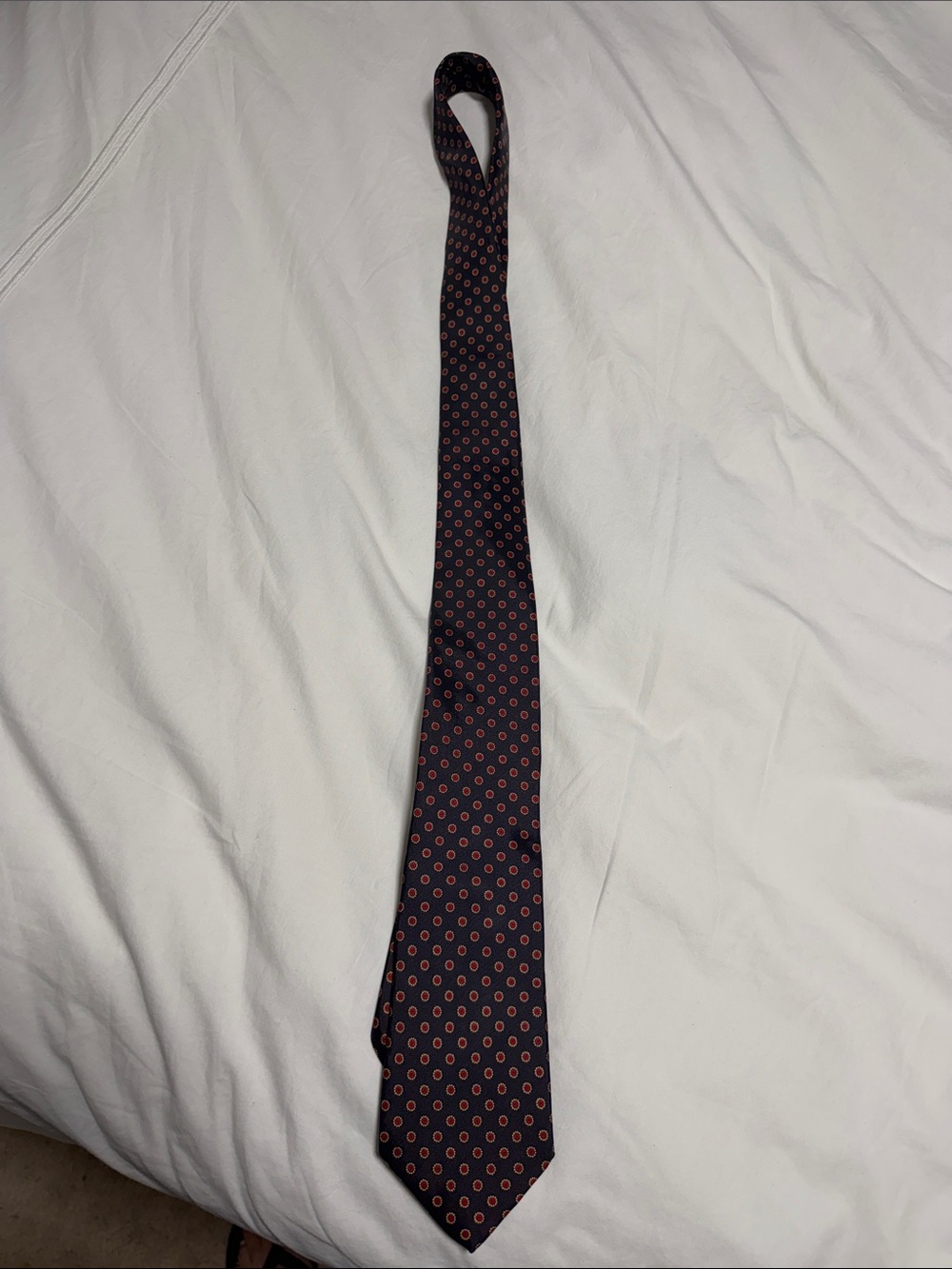 Classic Tie with Dot Pattern - Men's Accessory